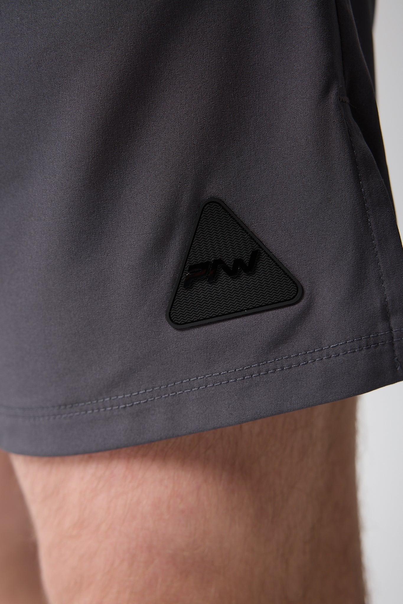IGNITE T-Shirt x ESSENCE Short