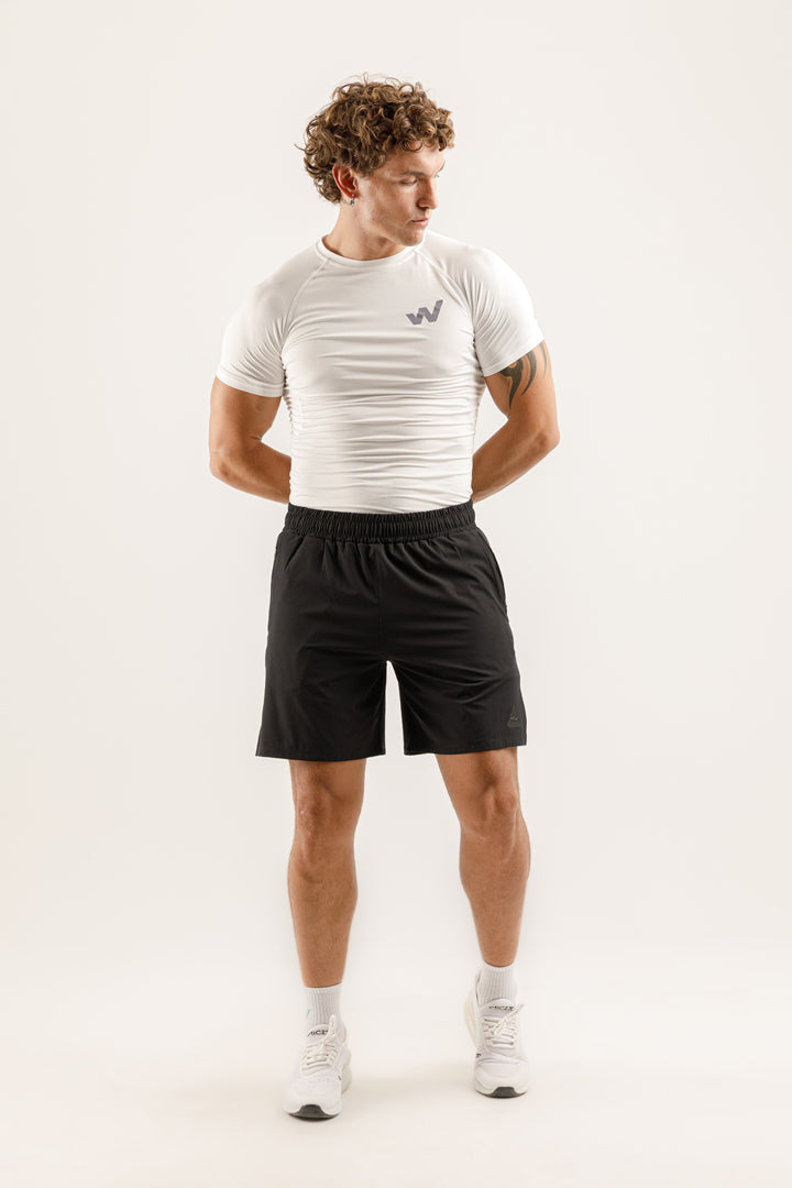 IGNITE T-Shirt x ESSENCE Short