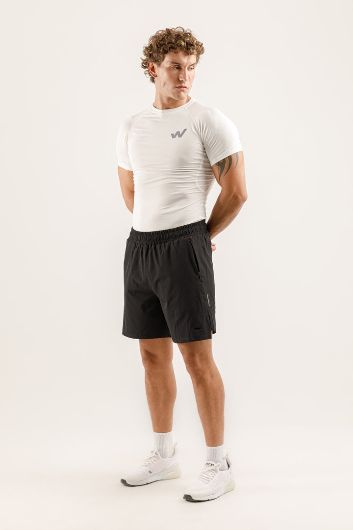 IGNITE T-Shirt x ESSENCE Short
