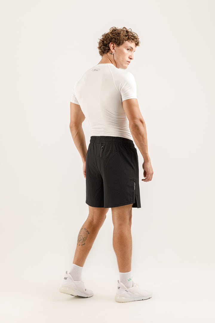IGNITE T-Shirt x ESSENCE Short
