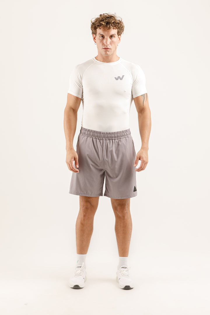 IGNITE T-Shirt x ESSENCE Short