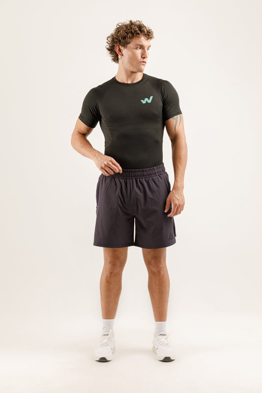 IGNITE T-Shirt x ESSENCE Short