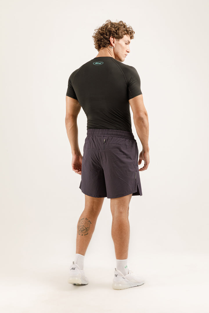 IGNITE T-Shirt x ESSENCE Short