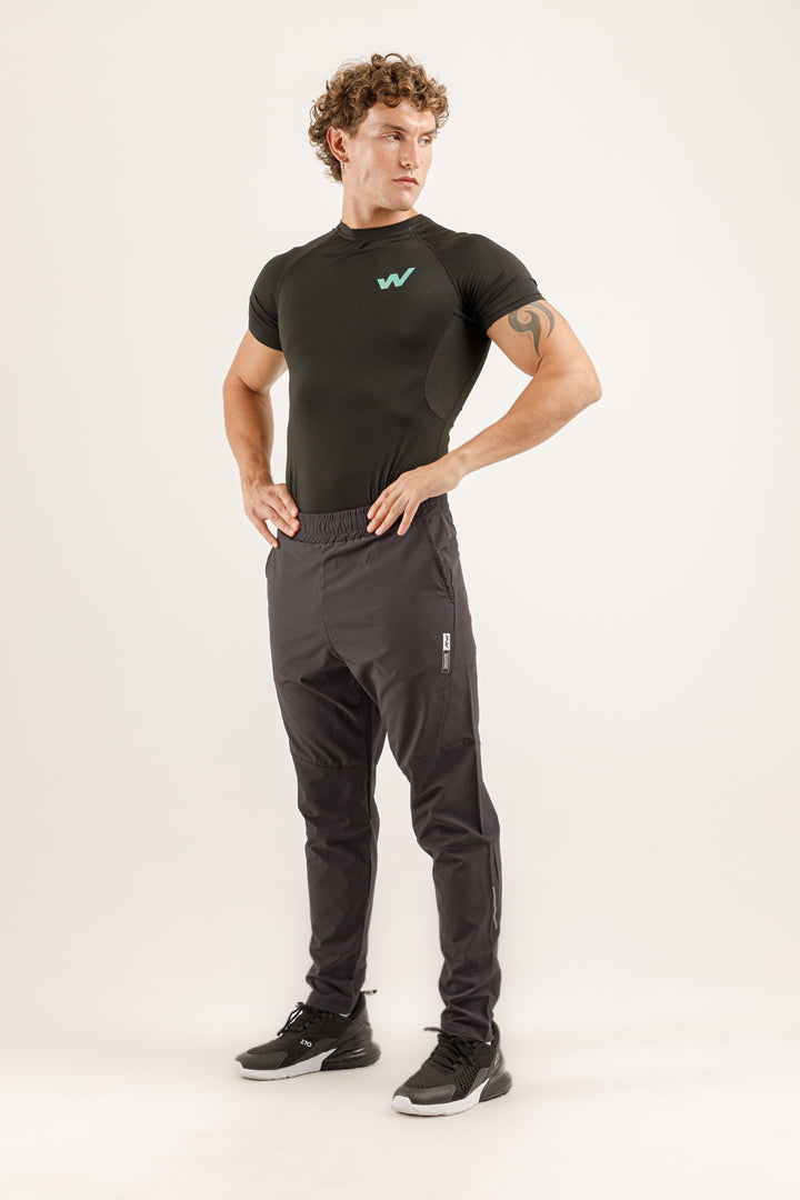 IGNITE T-Shirt x STRIDE Eşofman Altı