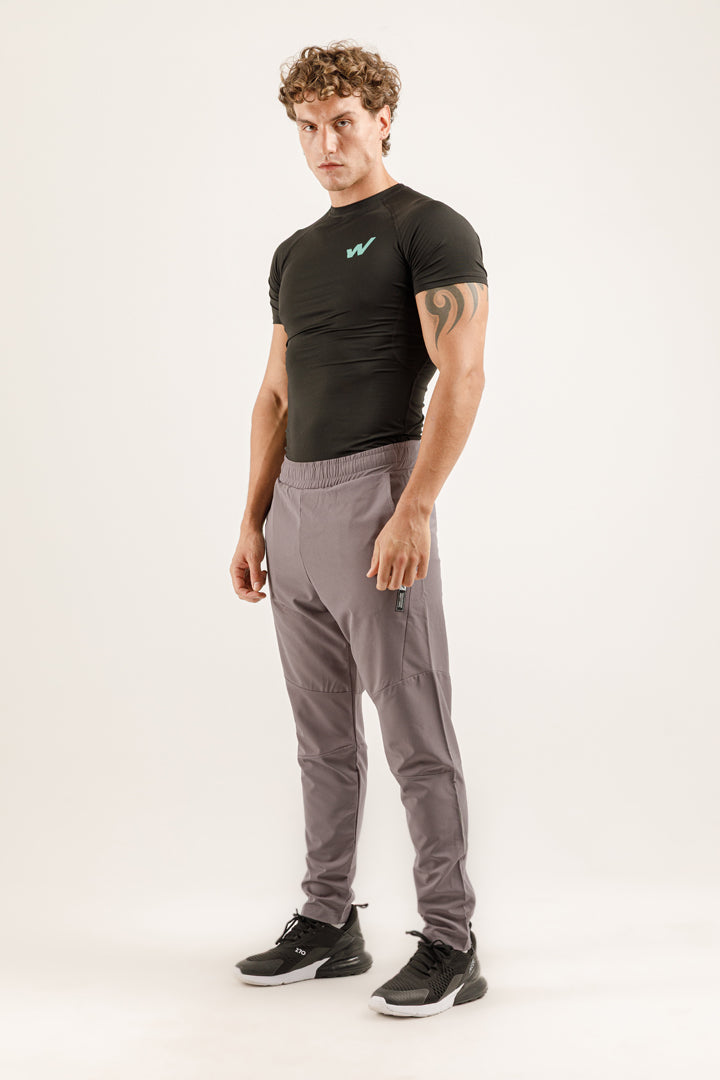 IGNITE T-Shirt x STRIDE Eşofman Altı