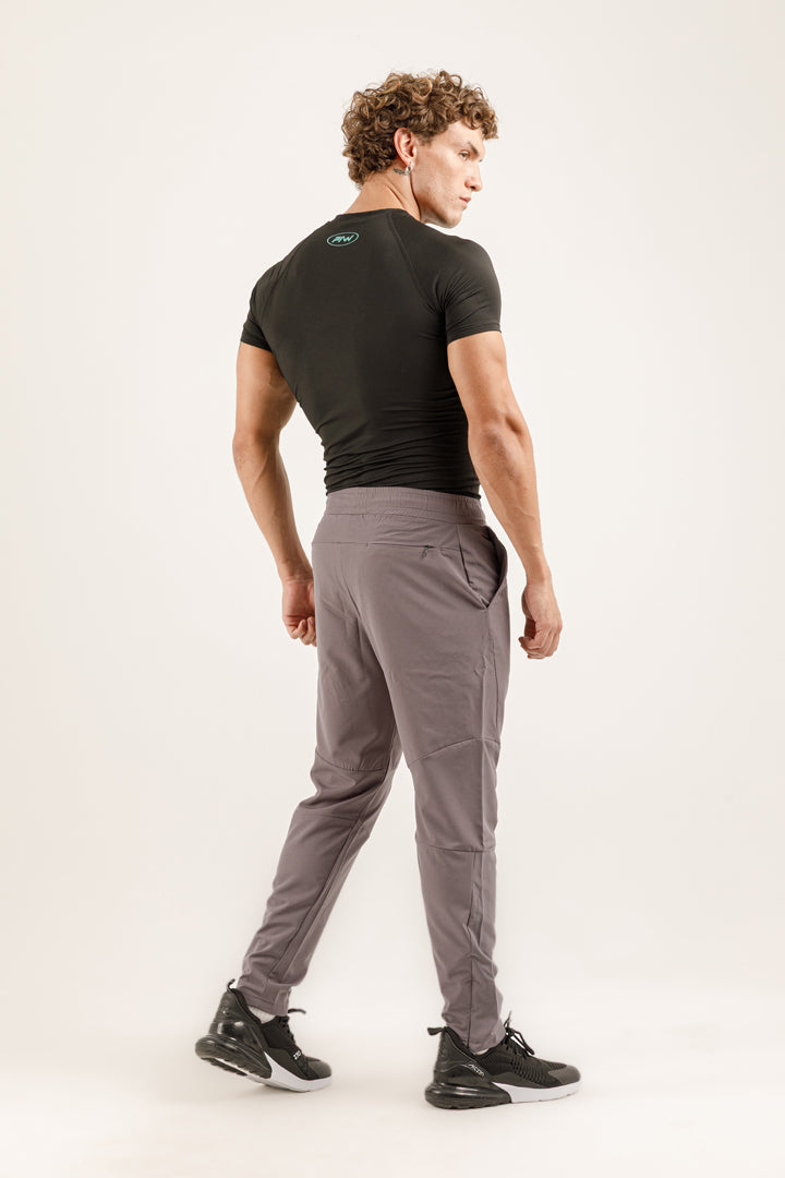 IGNITE T-Shirt x STRIDE Eşofman Altı