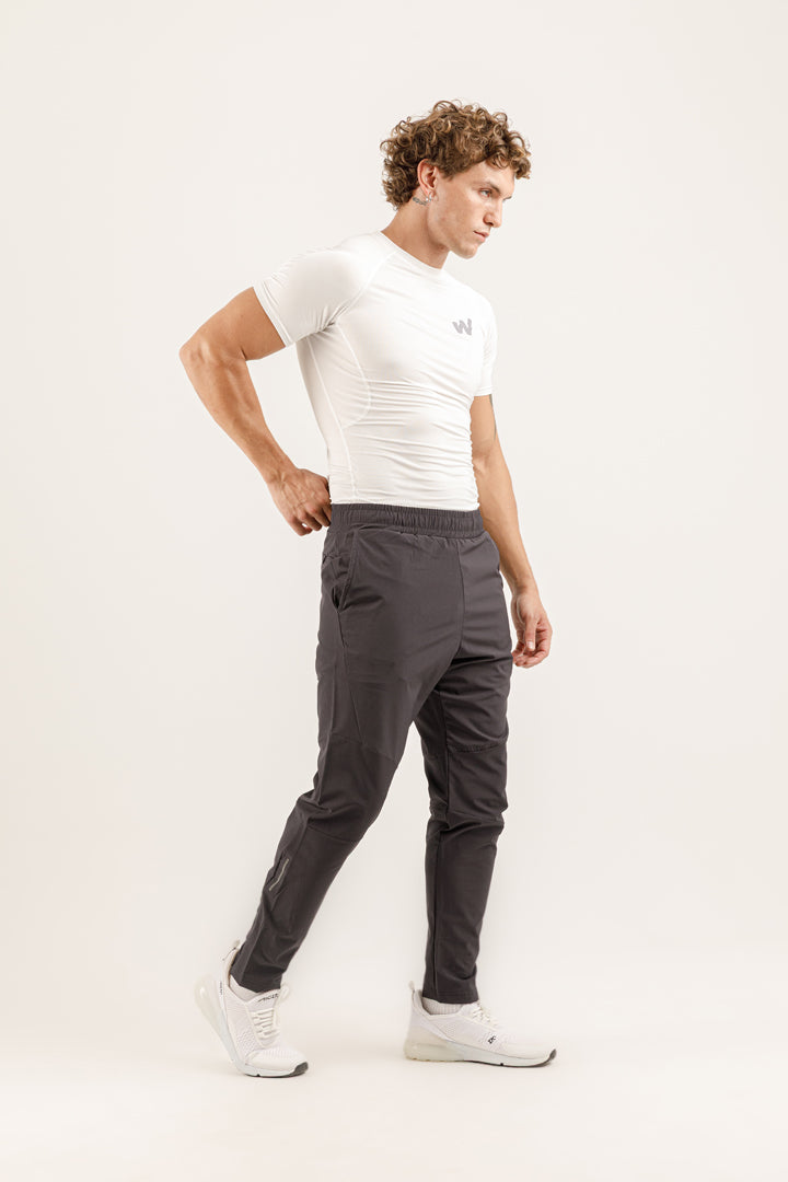 IGNITE T-Shirt x STRIDE Eşofman Altı
